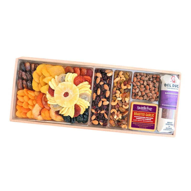 Vacaville Fruit Company, 60 oz. Dried Fruit & Nut Tray