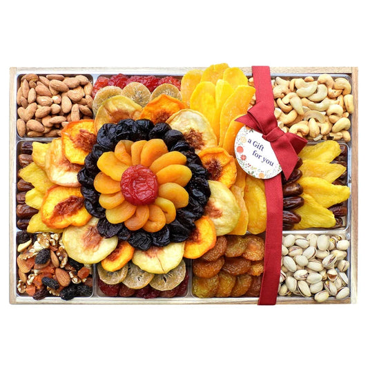 Vacaville Fruit Company, Dried Fruit & Nut Grand Pine Slatted Pine Tray, 80 oz.
