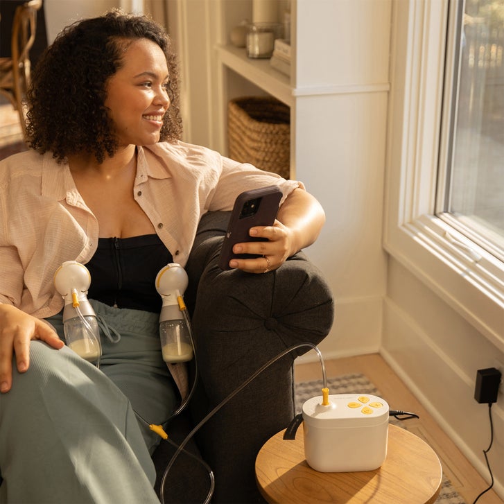 Medela Pump in Style Pro Breast Pump Bundle