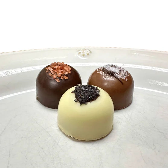 Knipschildt Caramel Chocolate Trio, 8.8 oz, 25 pieces