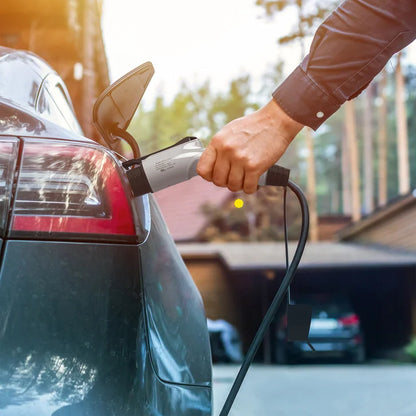 Schumacher Electric 12A Level 1 EV Travel Charger