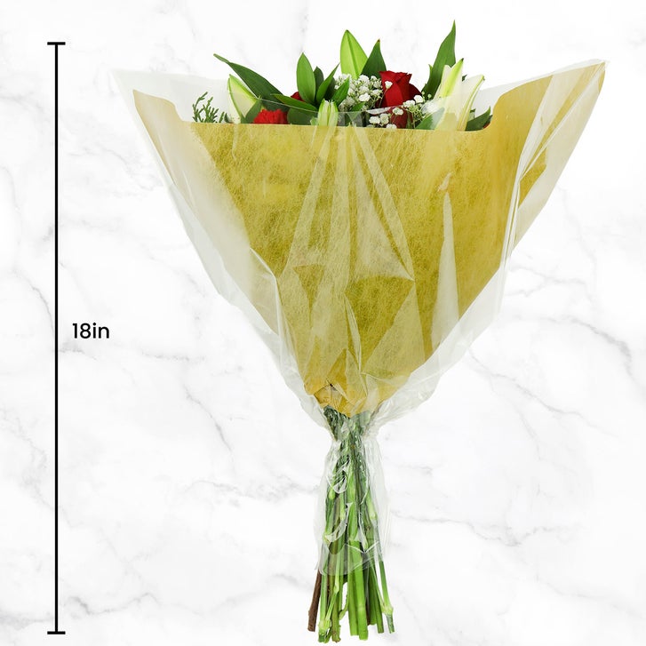 Snow Angel Fresh Cut Floral Arrangement, 18-stems